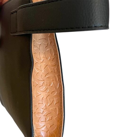 Bvlgari Bulgari Emirates First Class Travel Dopp Bag Pebbled Black & Tan New - Picture 4 of 7